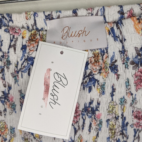 Blush Boutique Mini skirt - Picture 3 of 4